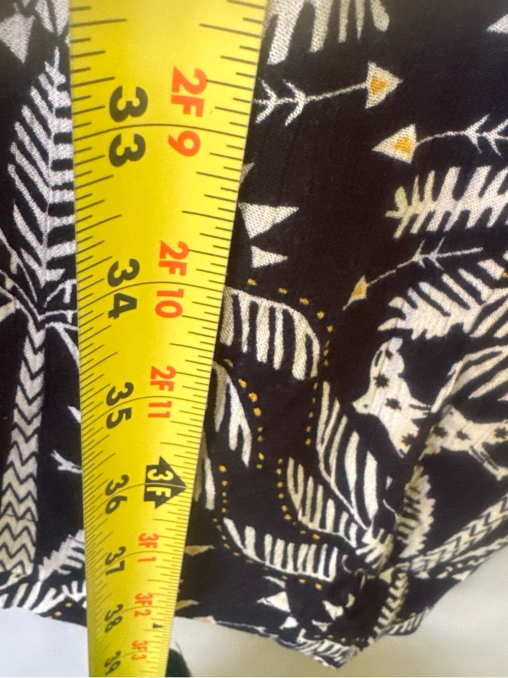 Size: 3X Women’s black and beige print pants. - Picture 4 of 4